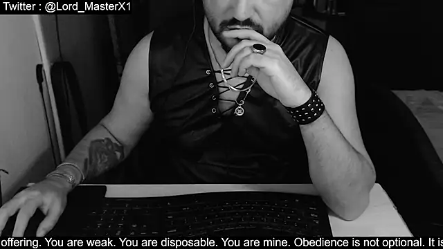 Snapshot of Lord_MasterX chatting on 11/05/25, 01:27 Lord MasterX online show from 11/05/25, 01:27