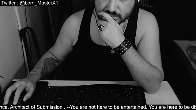Snapshot of Lord_MasterX chatting on 11/14/25, 03:05 Lord MasterX online show from 11/14/25, 03:05