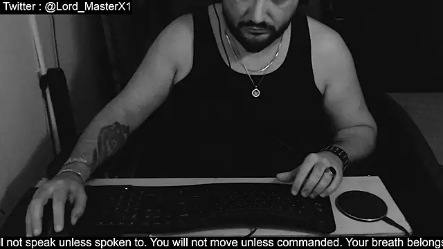 Snapshot of Lord_MasterX chatting on 02/14/26, 09:33 Lord MasterX online show from 02/14/26, 09:33