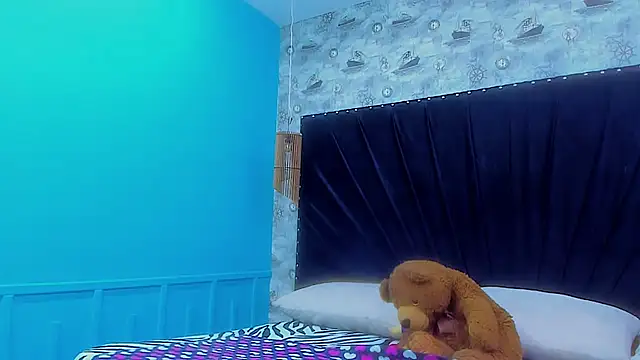 Karol-Horny online show from 10/08/25, 01:53
