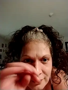 LilTinyWoman online show from 10/09/25, 02:15