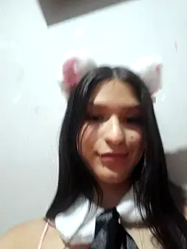 AggathaSanders  online show from 10/30/25, 05:57