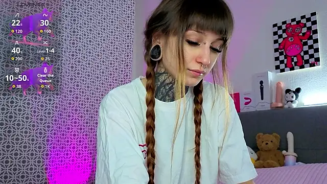 LilithPoison online show from 02/05/26, 06:12