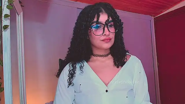 missvaneblake online show from 09/30/25, 12:32