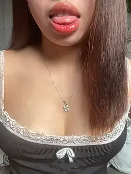 Rose-babyx online show from 03/29/26, 02:00