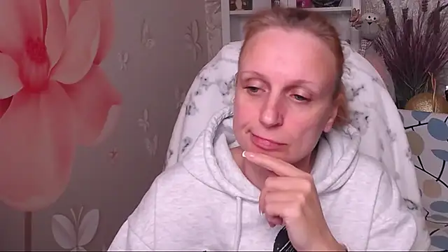 Venus love1 online show from 12/22/25, 06:16