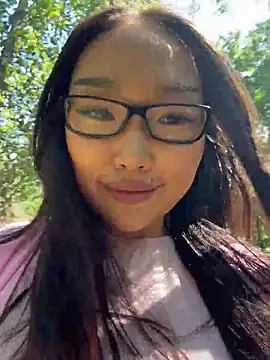 Snapshot of AdriaNochi chatting on 06/21/26, 10:51 AdriaNochi online show from 06/21/26, 10:51