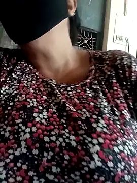 Love-890 online show from 10/06/25, 05:49