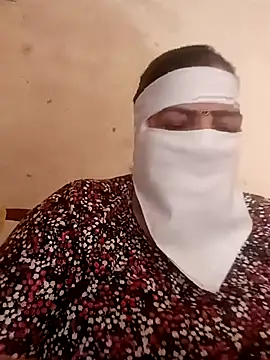 Love-890 online show from 11/04/25, 04:22