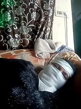 Love-890 online show from 11/28/25, 08:28