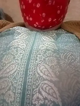 Love-890 online show from 12/22/25, 02:03