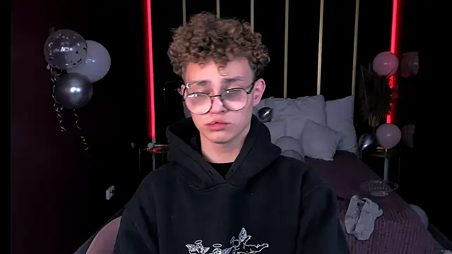 NathanCurl online show from 10/21/25, 07:36