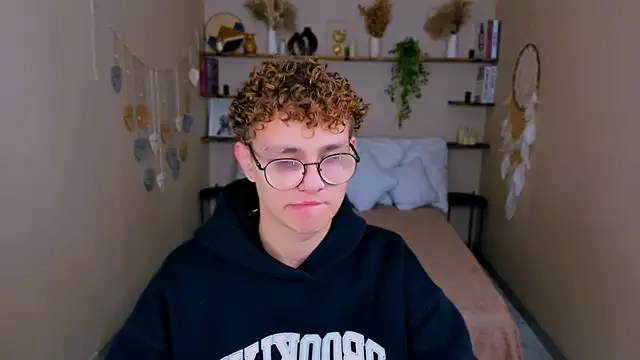 NathanCurl online show from 11/18/25, 10:31