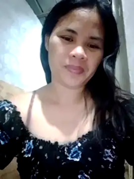 sweet bella16 online show from 10/17/25, 11:35