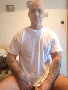 chcem1975 online show from 10/04/25, 07:28