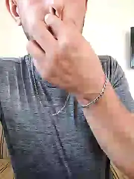 Snapshot of Reddevill57 chatting on 09/14/25, 11:31 Reddevill57 online show from 09/14/25, 11:31