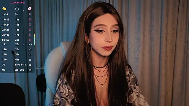 Snapshot of stephymoon_ chatting on 09/11/25, 06:02 stephymoon online show from 09/11/25, 06:02