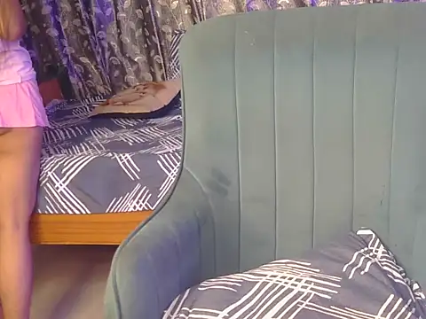 alaviya-19 online show from 04/23/26, 04:24