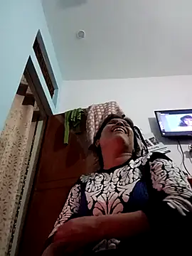 aliya-jaan71 online show from 01/06/26, 01:48