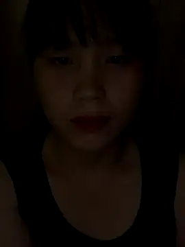 huong-18 online show from 10/23/25, 10:08