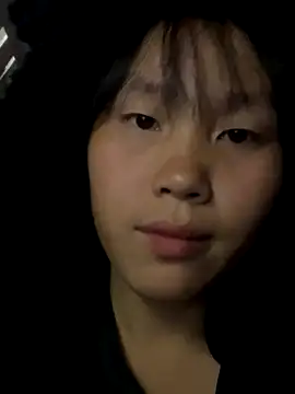 huong-18 online show from 11/11/25, 01:49