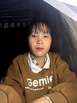 huong-18 online show from 12/01/25, 04:01