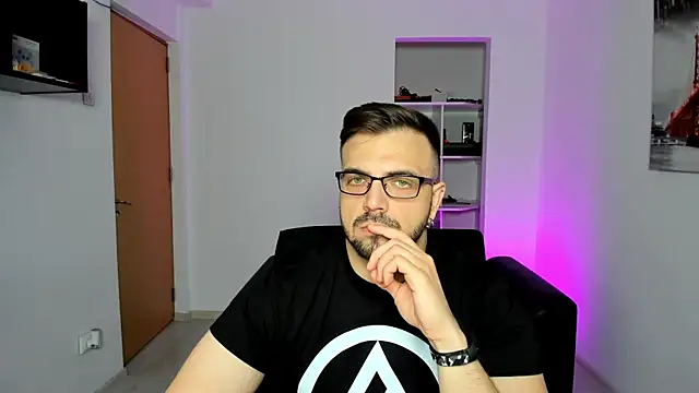 Snapshot of Jace_Thorne chatting on 11/01/25, 05:15 Jace Thorne online show from 11/01/25, 05:15