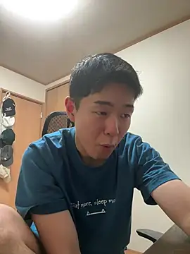 Snapshot of KAMESAN08 chatting on 05/15/26, 12:34 KAMESAN08 online show from 05/15/26, 12:34
