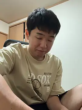 Snapshot of KAMESAN08 chatting on 06/04/26, 11:38 KAMESAN08 online show from 06/04/26, 11:38