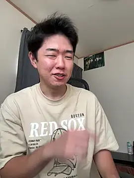 Snapshot of KAMESAN08 chatting on 06/28/26, 03:23 KAMESAN08 online show from 06/28/26, 03:23