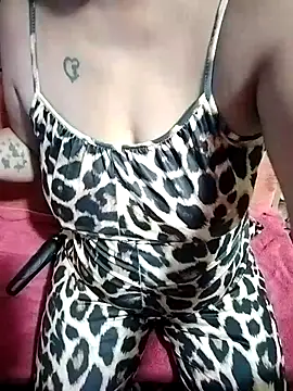 Ninus7 online show from 11/06/25, 01:28