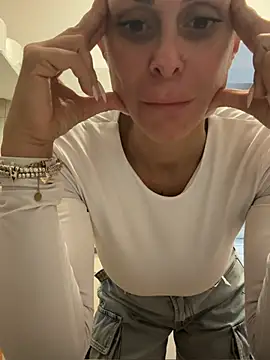 ainaht online show from 01/17/26, 08:52