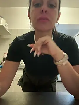 ainaht online show from 04/21/26, 07:58