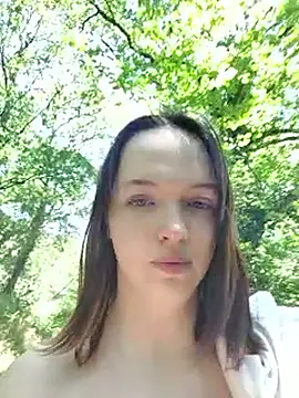 Snapshot of MaitresseMermaid chatting on 06/17/26, 11:34 MaitresseMermaid online show from 06/17/26, 11:34