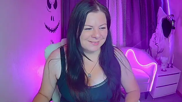 BritneyRaine online show from 10/28/25, 01:25