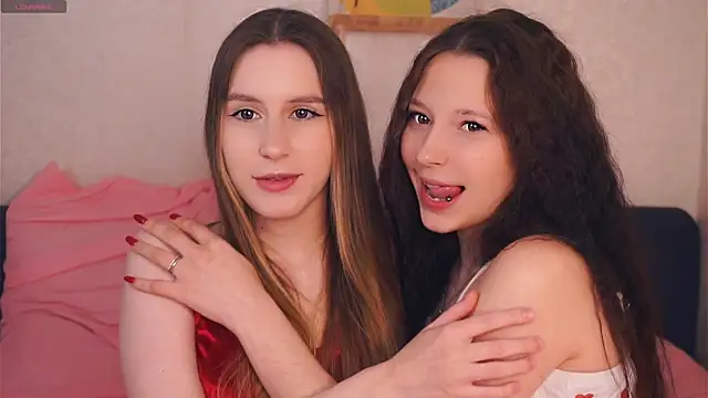 GabrielleLynchard online show from 11/04/25, 07:35