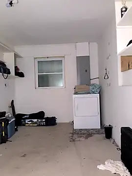 Clownboi17 online show from 10/19/25, 05:08