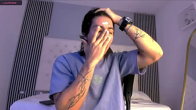 toji luxxer online show from 11/17/25, 08:14