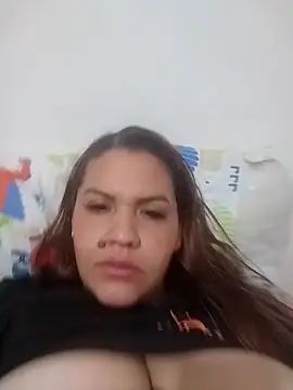 LaraStons online show from 09/22/25, 05:15