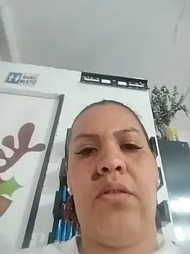 Snapshot of LaraStons chatting on 09/26/25, 09:19 LaraStons online show from 09/26/25, 09:19