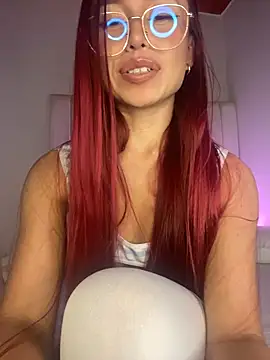 Abbi Gomez online show from 04/07/26, 02:45