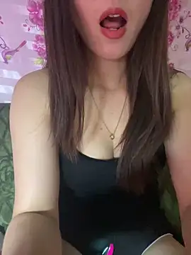 Moon pusy online show from 04/22/26, 09:16