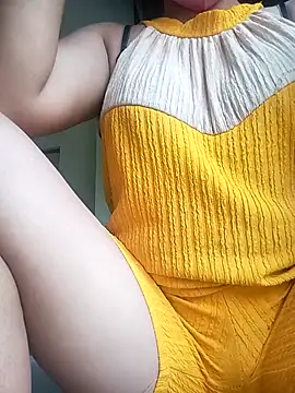 Snapshot of Mei-sexy chatting on 06/14/26, 09:55 Mei-sexy online show from 06/14/26, 09:55