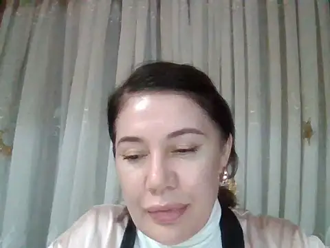 Lomivah online show from 11/13/25, 07:13