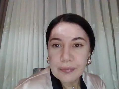 Lomivah online show from 12/17/25, 05:19