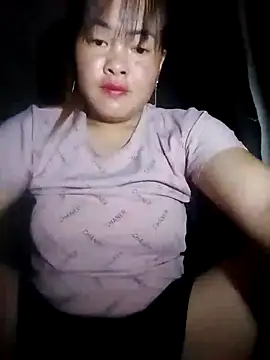 emilyzz online show from 10/10/25, 10:20