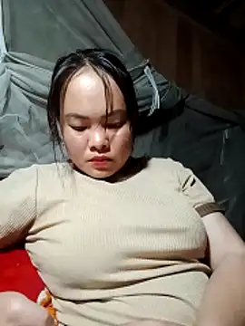 emilyzz online show from 04/25/26, 02:58