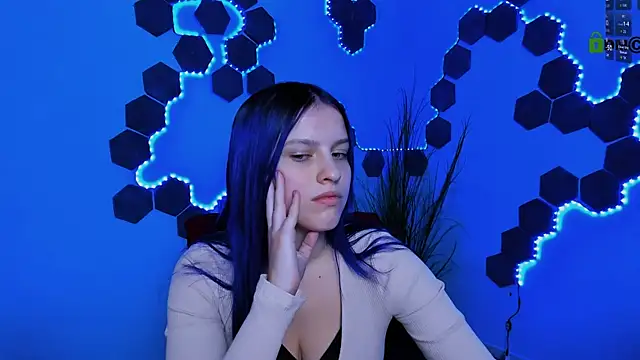 kaela spell  online show from 01/12/26, 08:03