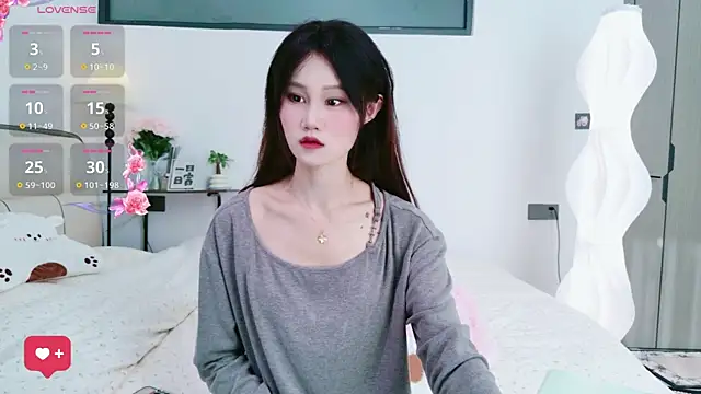 schoolgirl-nurse online show from 04/22/26, 09:33