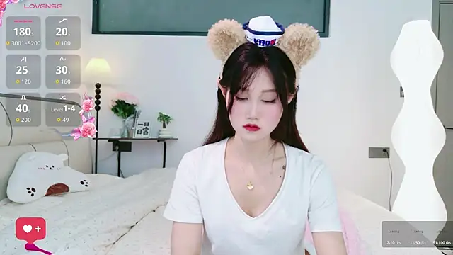 schoolgirl-nurse online show from 04/24/26, 09:34